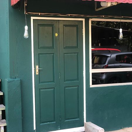 Rumah Tepi Istana Kuala Terengganu Exterior photo